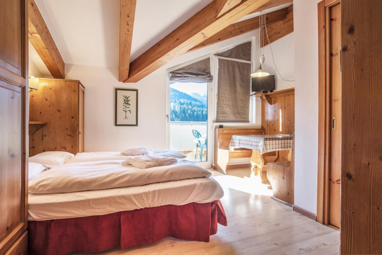 Sporting Aparthotel San Martino Di Castrozza Exterior foto