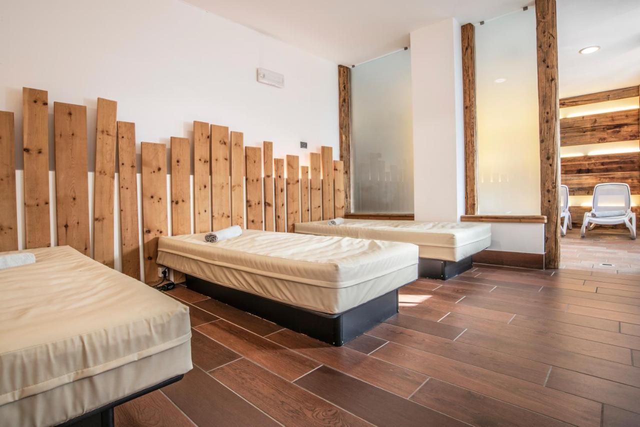 Sporting Aparthotel San Martino Di Castrozza Exterior foto